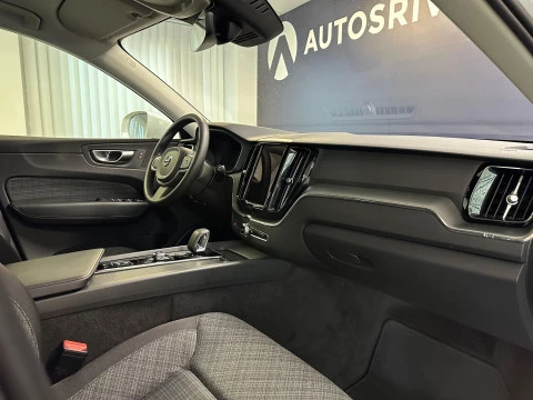 Volvo XC60 2.0 B4 D Core Auto