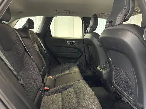 Volvo XC60 2.0 B4 D Core Auto