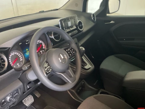 Mercedes-Benz Citan eCitan Tourer PRO Medio