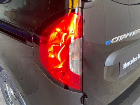 Mercedes-Benz Citan eCitan Tourer PRO Medio