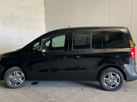 Mercedes-Benz Citan eCitan Tourer PRO Medio