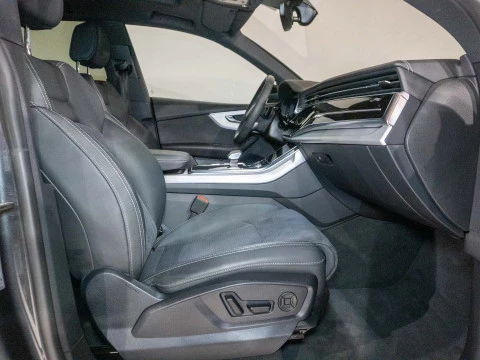 Audi Q8 Black line 50 TDI 210kW quattro tiptron