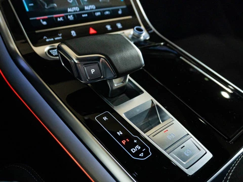 Audi Q8 Black line 50 TDI 210kW quattro tiptron