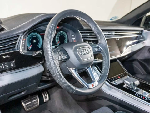 Audi Q8 Black line 50 TDI 210kW quattro tiptron