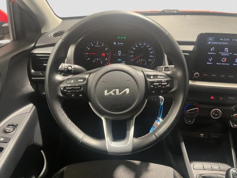 Kia Stonic 1.0 T-GDi 74kW (100CV) MHEV iMT Concept