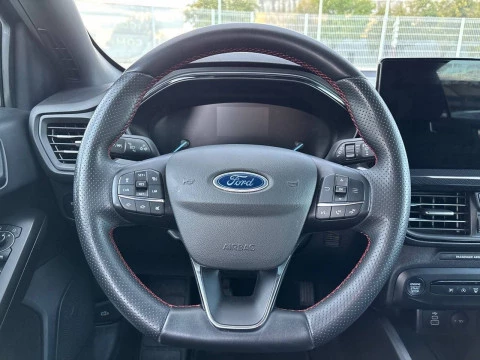 Ford Focus 1.0 Ecoboost MHEV 92kW ST-Line