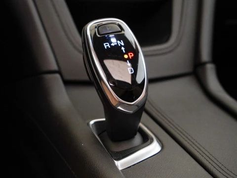 Cadillac XT5 3.6L V6 AWD AT Platinum