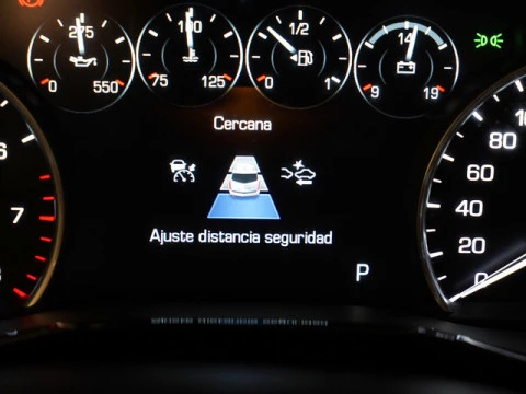 Cadillac XT5 3.6L V6 AWD AT Platinum