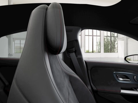 Mercedes-Benz Clase CLA  180 con tecnología híbrida