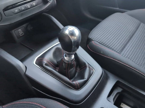 Ford Focus 1.0 Ecoboost MHEV 92kW ST-Line