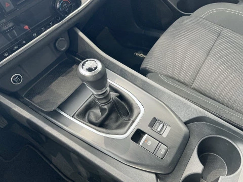 Nissan Qashqai DIG-T 103kW (140CV) mHEV 4x2 Acenta