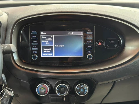 Toyota Aygo X Cross Cross Play