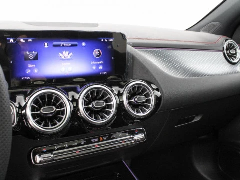 Mercedes-Benz EQA 250+ AMG Night EDITION