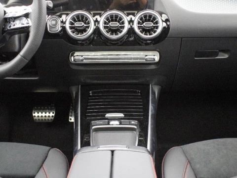 Mercedes-Benz EQA 250+ AMG Night EDITION