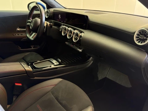 Mercedes-Benz Clase A  180 Compacto