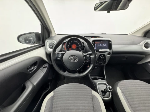 Toyota Aygo 1.0 70 x-play