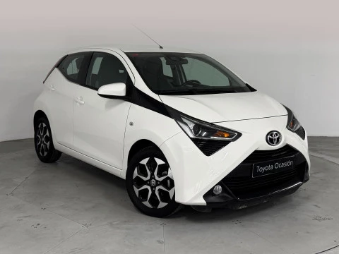 Toyota Aygo 1.0 70 x-play