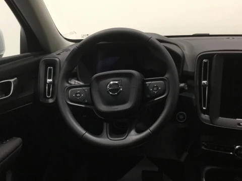 Volvo XC40 XC40 MODEL ESSENTIAL
