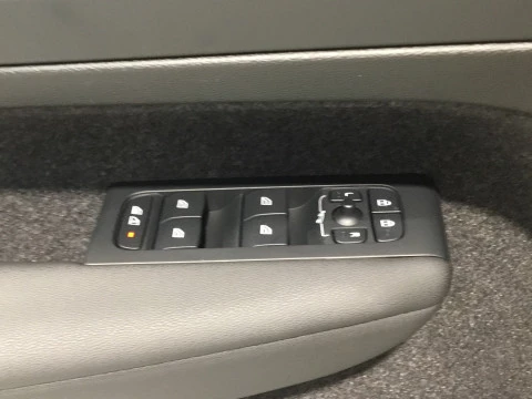 Volvo XC40 XC40 MODEL ESSENTIAL