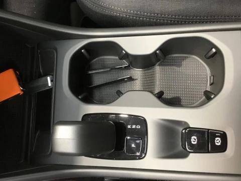 Volvo XC40 XC40 MODEL ESSENTIAL