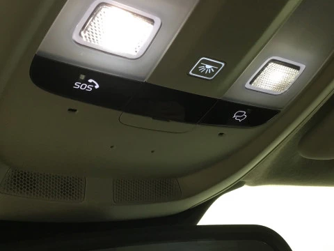 Volvo XC40 XC40 MODEL ESSENTIAL