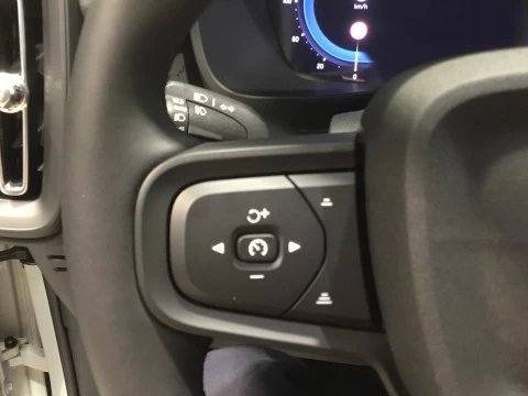 Volvo XC40 XC40 MODEL ESSENTIAL