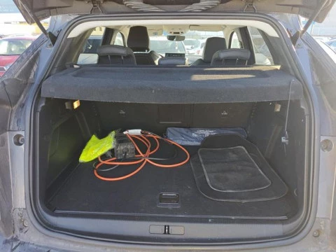 Peugeot 3008 Hybrid 225 e-EAT8 Allure Pack