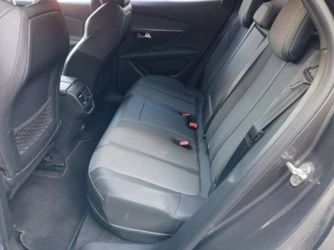 Peugeot 3008 Hybrid 225 e-EAT8 Allure Pack