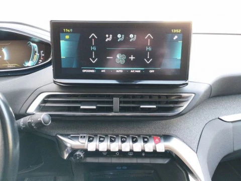 Peugeot 3008 Hybrid 225 e-EAT8 Allure Pack