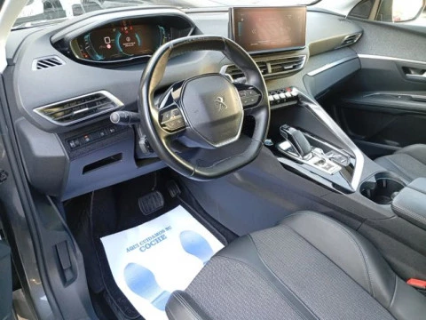 Peugeot 3008 Hybrid 225 e-EAT8 Allure Pack