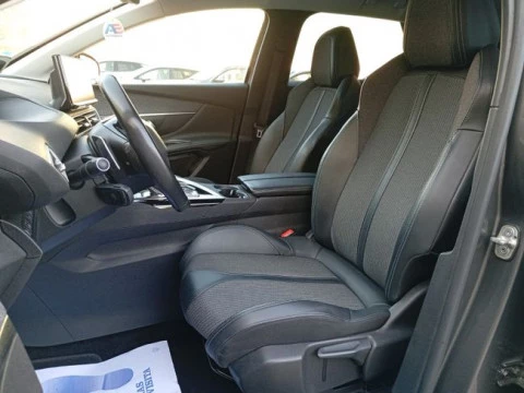 Peugeot 3008 Hybrid 225 e-EAT8 Allure Pack