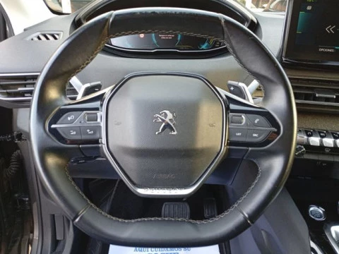 Peugeot 3008 Hybrid 225 e-EAT8 Allure Pack