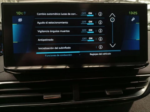 Peugeot 3008 Hybrid 225 e-EAT8 Allure Pack