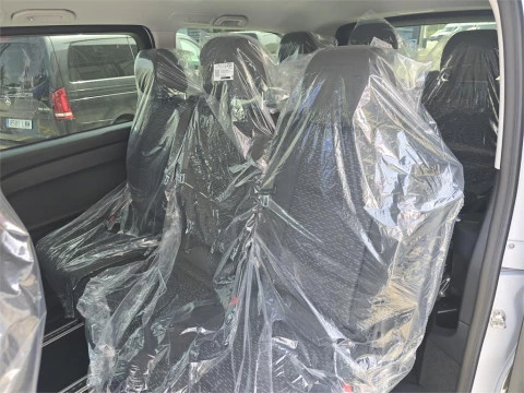 Mercedes-Benz Vito 114CDI AT 100kW Tourer Select Larga