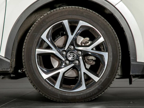 Toyota C-HR 1.8 125H Advance