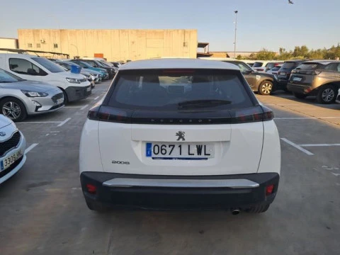 Peugeot 2008 Active BlueHDI 81kW (110CV)