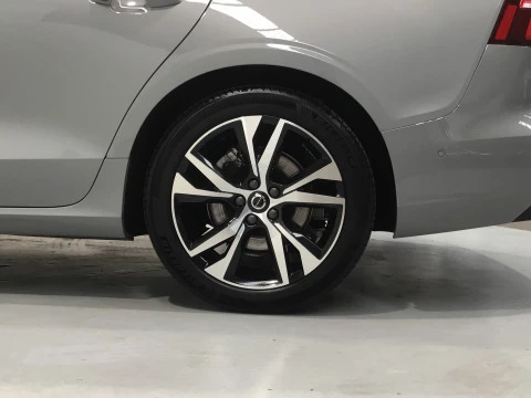 Volvo V60 V60 PLUS B4 MILD HYBRID GASOLINA