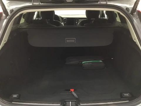 Volvo V60 V60 PLUS B4 MILD HYBRID GASOLINA