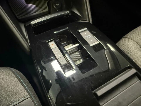 Citroën C4 BlueHDi 130 S&S EAT8 Shine