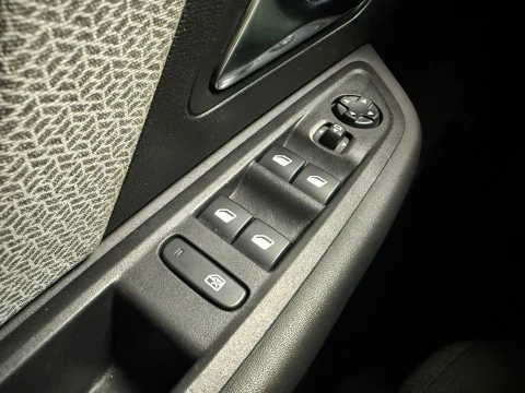 Citroën C4 BlueHDi 130 S&S EAT8 Shine