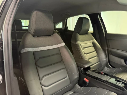 Citroën C4 BlueHDi 130 S&S EAT8 Shine