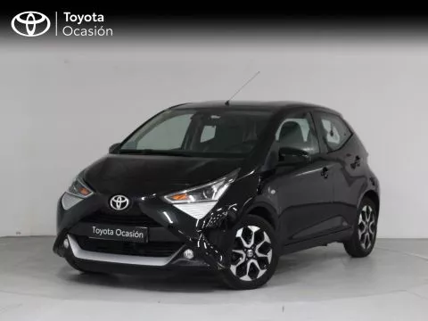 Toyota Aygo 1.0 70 x-play Toyota Aygo 1.0 70 x-play