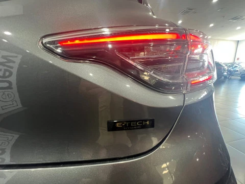 Renault Clio  E-TECH Full Hybrid Techno 105kW