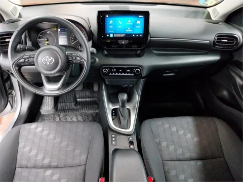 Toyota Yaris ACTIVE PLUS