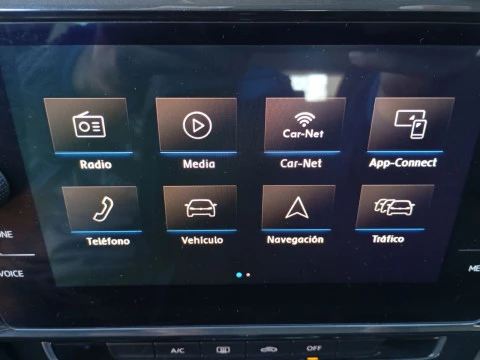 Volkswagen Golf Business & Navi 1.6 TDI 85kW DSG Variant