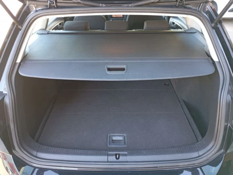 Volkswagen Golf Business & Navi 1.6 TDI 85kW DSG Variant