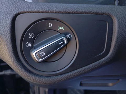 Volkswagen Golf Business & Navi 1.6 TDI 85kW DSG Variant