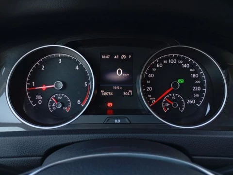 Volkswagen Golf Business & Navi 1.6 TDI 85kW DSG Variant