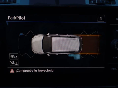 Volkswagen Golf Business & Navi 1.6 TDI 85kW DSG Variant