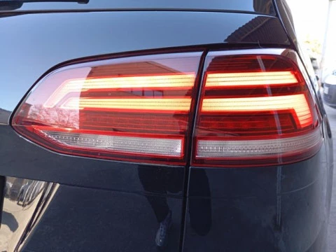 Volkswagen Golf Business & Navi 1.6 TDI 85kW DSG Variant